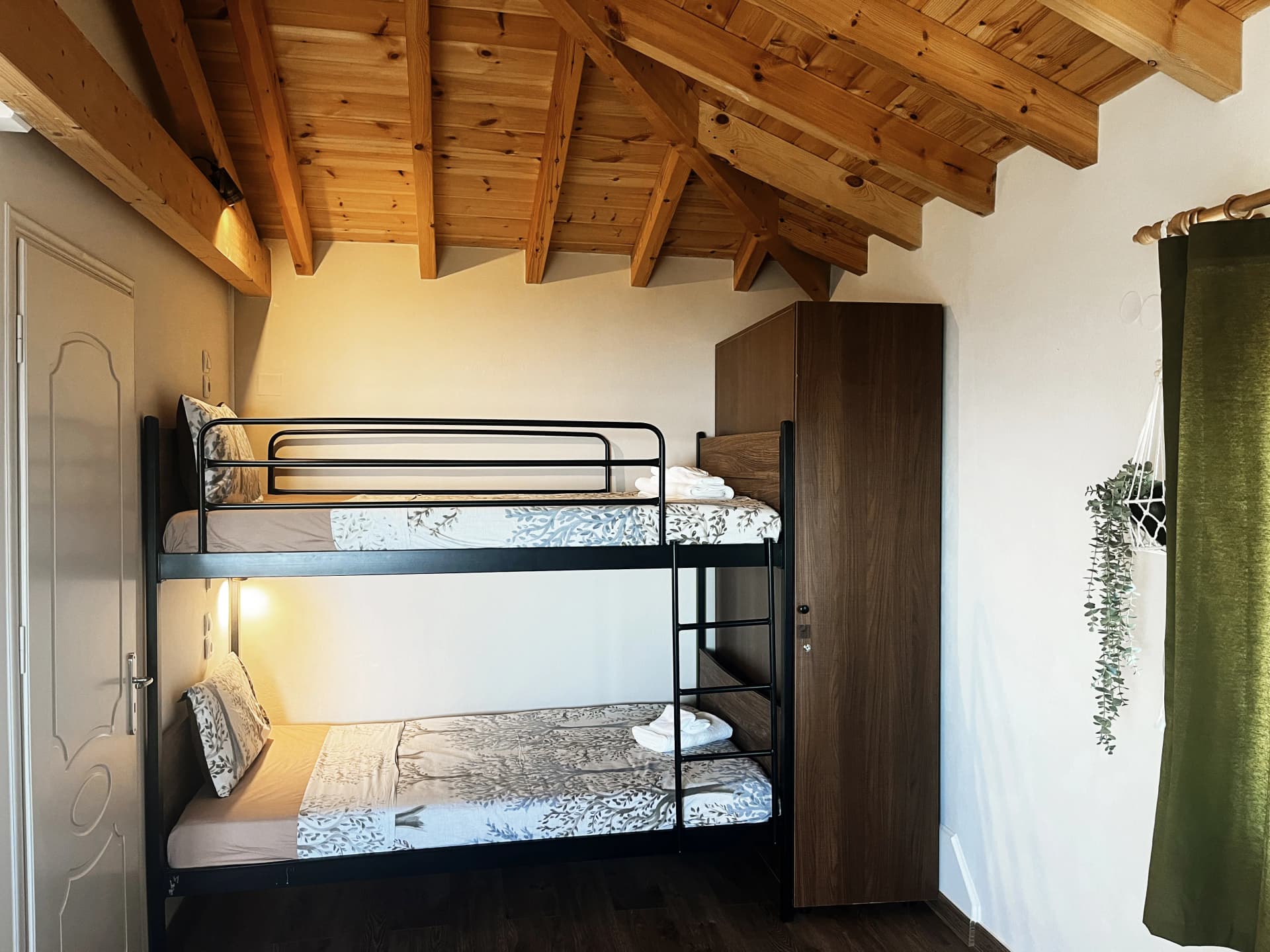 Villa Buena Vista, a stone villa in Platanos, Samos